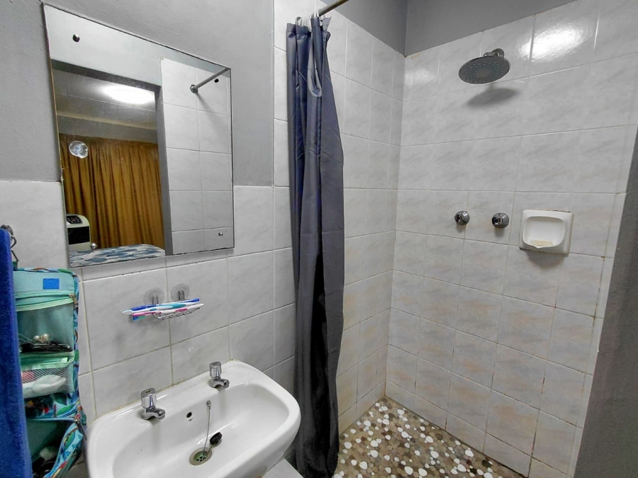 To Let 3 Bedroom Property for Rent in Safari Gardens North West